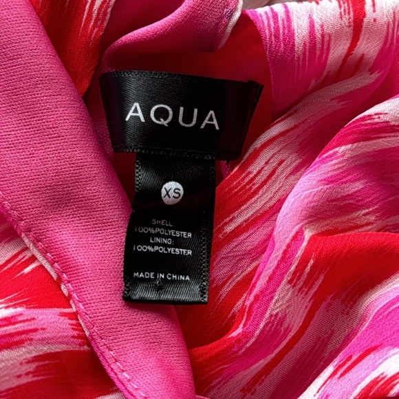 NWOT AQUA printed halter top Size XS/S - Picture 6 of 8